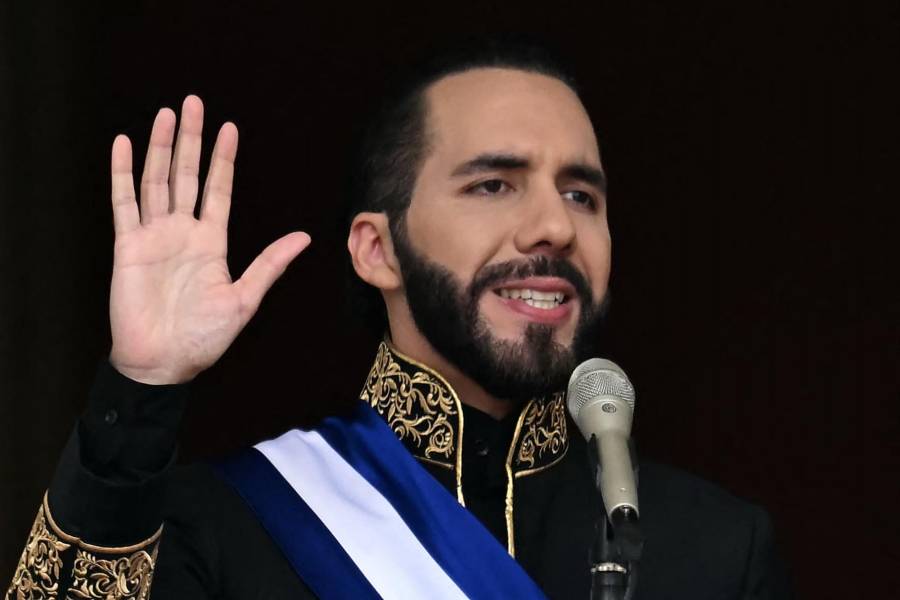 Bukele nombra a dos funcionarios y mantiene al resto de gabinete en El ...