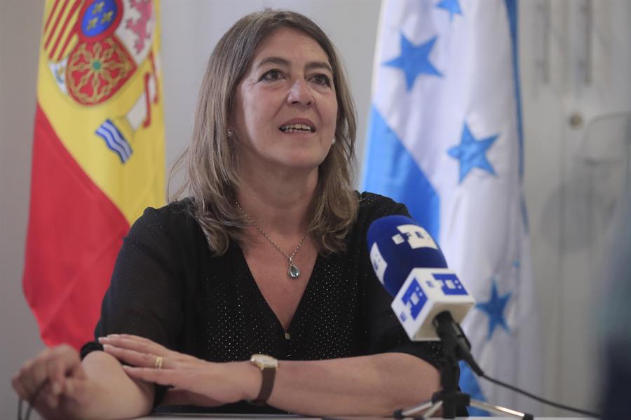 La directora del Fondo de Cooperación para Agua finaliza su visita a Honduras