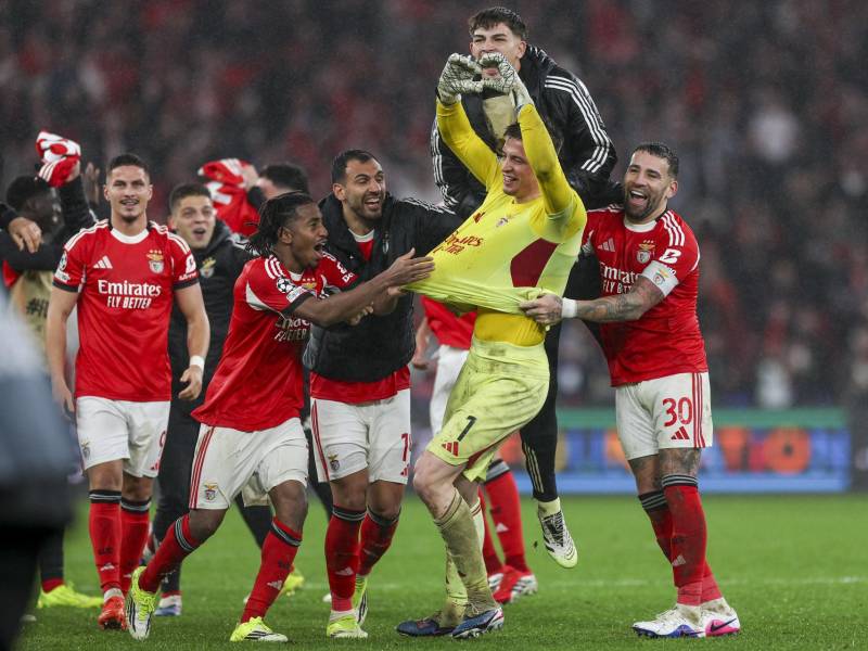 Trubin le dio el pase al Benfica a los playoffs de la Champions League.