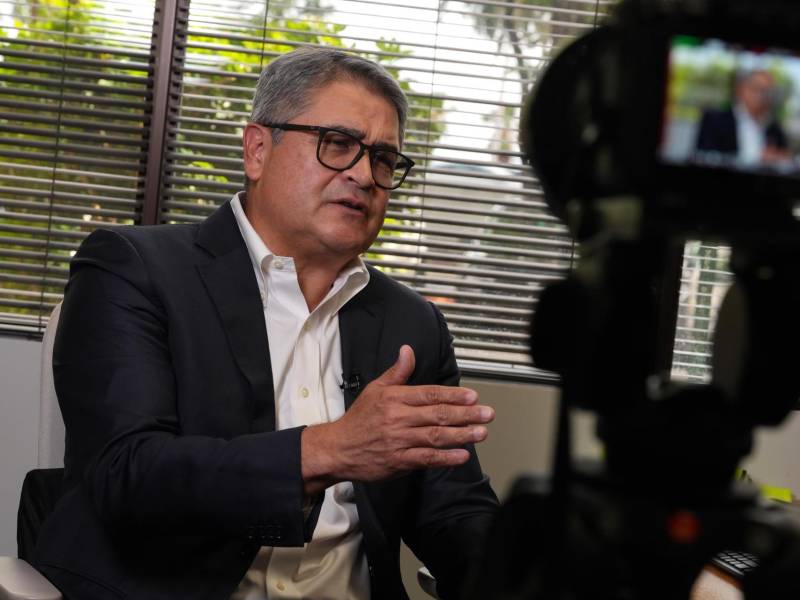 Hernández afirmó que son falsos los supuestos audios de la investigación 'Hondurasgate' que lo vinculan con una presunta campaña de Estados Unidos e Israel contra los gobiernos de México y Colombia.