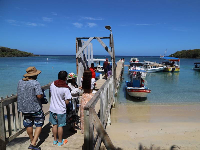 A partir de enero de 2026, las playas de West Bay y West End serán declaradas zonas libres de jetski, con el fin de garantizar la seguridad e integridad de los bañistas.