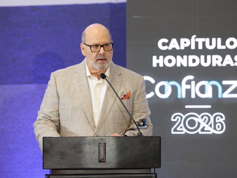Jorge Canahuati Larach, presidente de Grupo OPSA y Revista Estrategia &amp; Negocios.