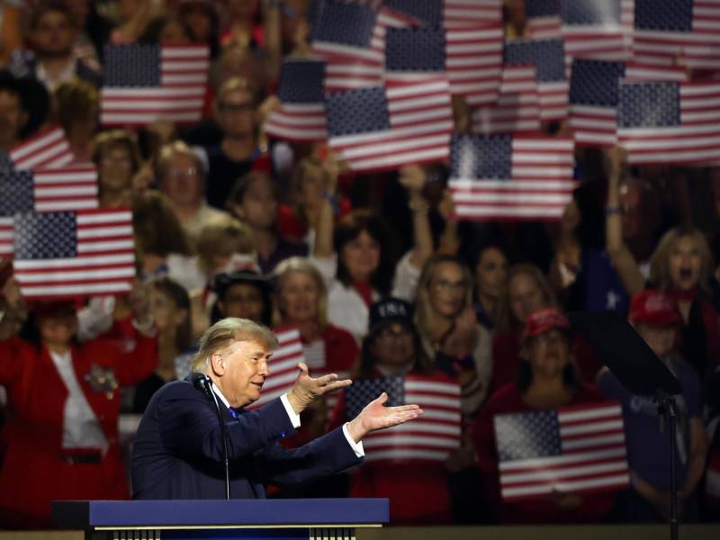El presidente de los Estados Unidos, Donald Trump, pronuncia un discurso en la convención del Partido Republicano este, en Dallas (Estados Unidos). EFE/ Carlos Ramírez