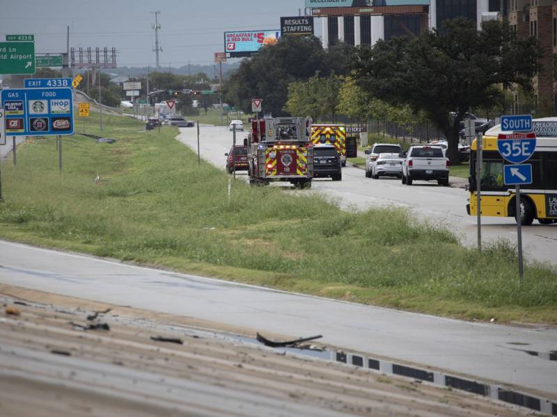 Autoridades tras un tiroteo en la oficina local del Servicio de Inmigración y Control de Aduanas (ICE), en Dallas, Texas.