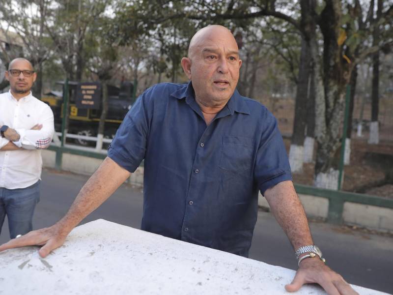 Parte de la historia hondureña y el auge de la industria bananera en el país centroamericano en el siglo XX, son recogidos en el documental 'Banana Days Honduras 1900', producido por Mahchi y Talavera.