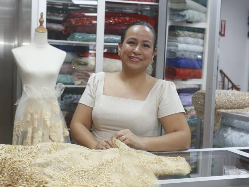 Karen Maldonado posó muy contenta para La Prensa minutos antes de iniciar el seminario.