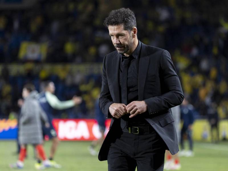 El entrenador del Atlético de Madrid Diego Simeone tras el partido de la jornada 32 de LaLiga que UD Las Palmas y Atlético de Madrid disputaron hoy sábado en el estadio de Gran Canaria.