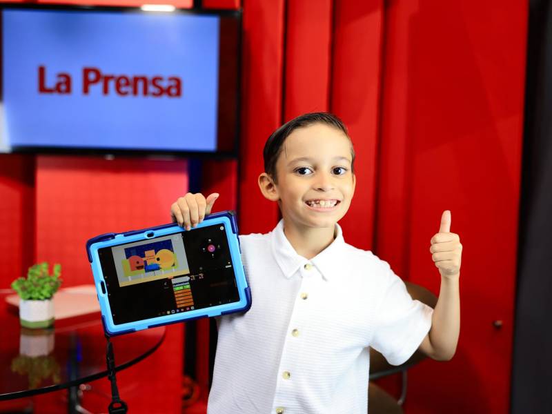 Asaf cumplirá 10 años en septiembre y es un niño con muchas cualidades, es muy cariñoso, le gusta cantar, bailar, escuchar música en inglés, aprender de historia y tiene una fascinación por la creación de videos. Pero detrás de estos logros existen años de terapia, paciencia y dedicación de su madre.