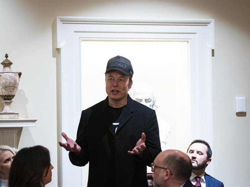 Elon Musk durante su intervención en la primera reunión de Gabinete de Trump.