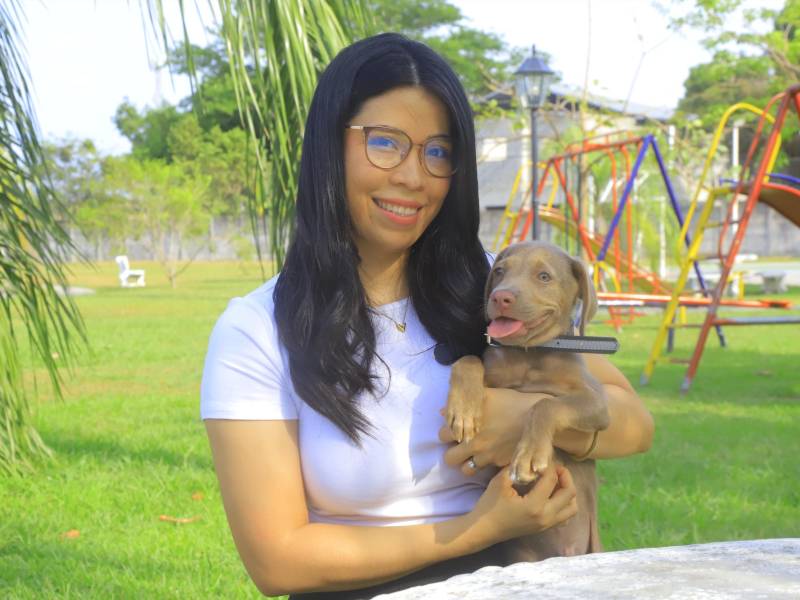 “Los animales que pasan amarrados, encerrados o sin afecto, suelen ser animales agresivos y estresados. Por otro lado, pueden percibir el amor y el respeto como elementos importante de la familia. -Eiline Vásquez, Psicóloga.