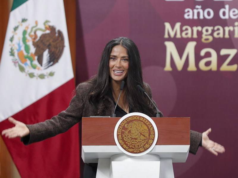 Sobre el potencial del país, Salma Hayek afirmó que ningún otro puede competir con México en diversidad de locaciones y belleza natural.