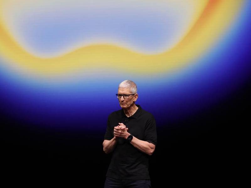 El director ejecutivo de Apple, Tim Cook, presentó este martes un nuevo miembro del iPhone, el ultrafino iPhone 17 Air de 5,6 mm de grosor y una pantalla de 6.5 pulgadas.