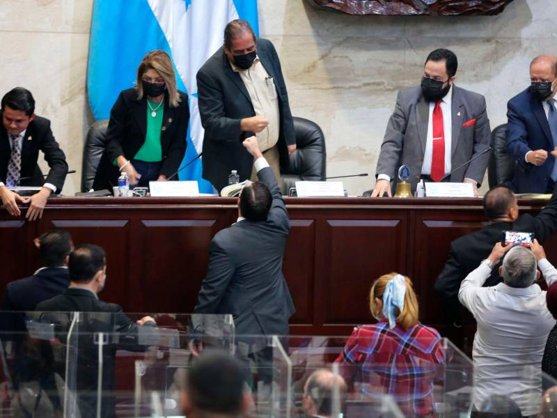 <b><span class=mln_uppercase_mln>Cámara.</span></b> Hasta ayer los diputados no habían sido convocados.