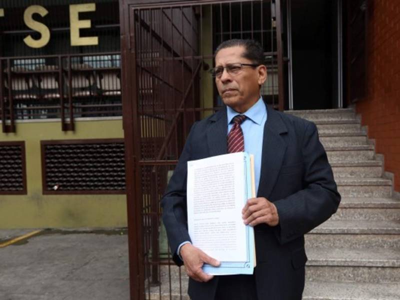 Melvin López impugnó en nombre del Frente en Defensa de la Constitución.