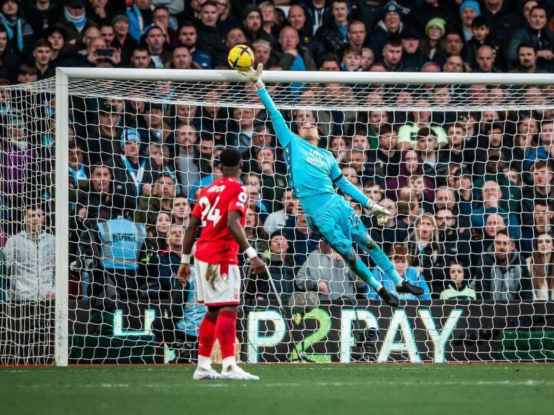 Show de Keylor Navas ante Manchester United: Tres increíbles atajadas