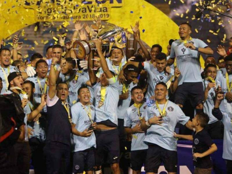Motagua es el rey del fútbol hondureño ya que es el actual bicampeón.