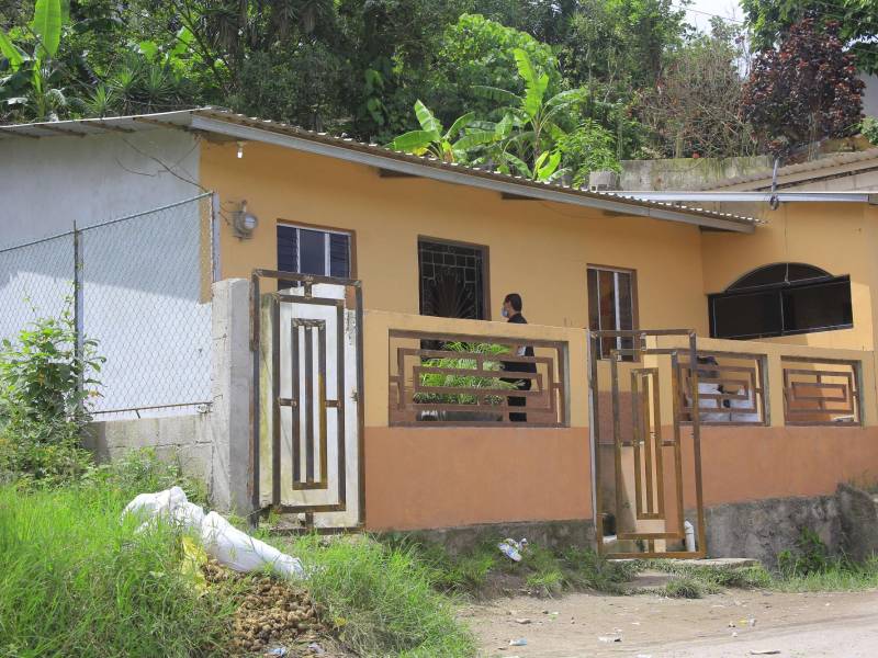 La muerte de la niña Allison Nahomy Argueta conmocionó y dividió a los hondureños, pues Rocky, un perro pitbull, la había matado, pero LA PRENSA Premiun publicó detalles del informe forense que indicaba la existencia de indicios de violación y otros tipos de herida en el cuerpo.