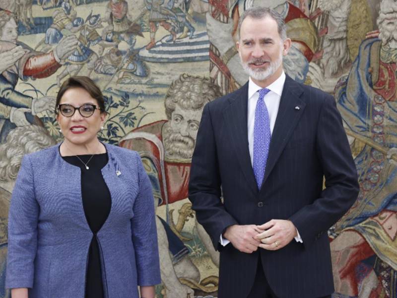 La presidenta Xiomara Castro en su viaje a España.