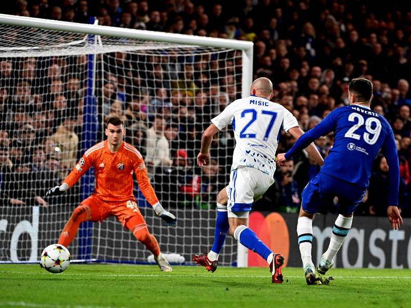 El Chelsea hizo lo suyo y ganó en casa, en su último partido de fase de grupos de Champions League.