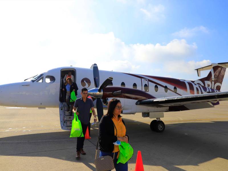 <b><span class=mln_uppercase_mln>flota.</span></b> El servicio a San Pedro Sula será en un Cessna Caravan de cabina de cristal.<span class=mln_uppercase_mln> foto: melvin cubas.</span>