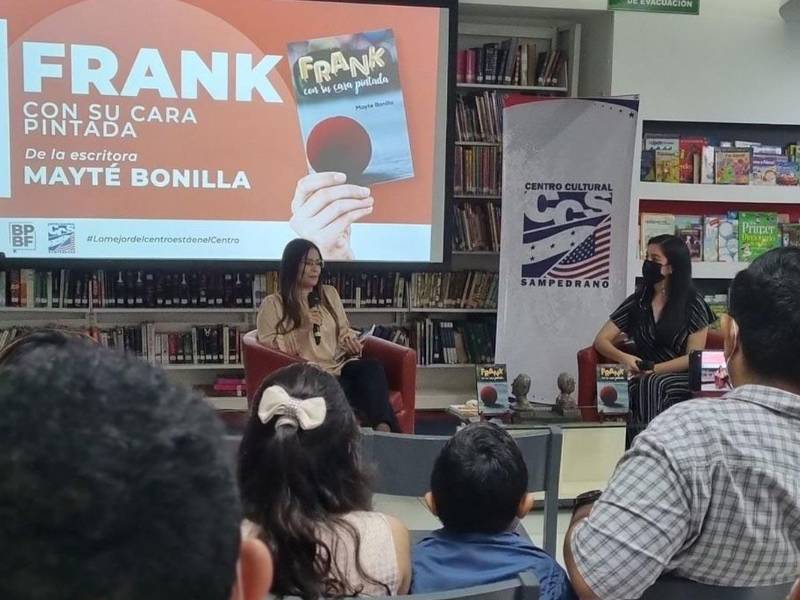 Para el viernes está prevista una jornada de lectura de poemas.