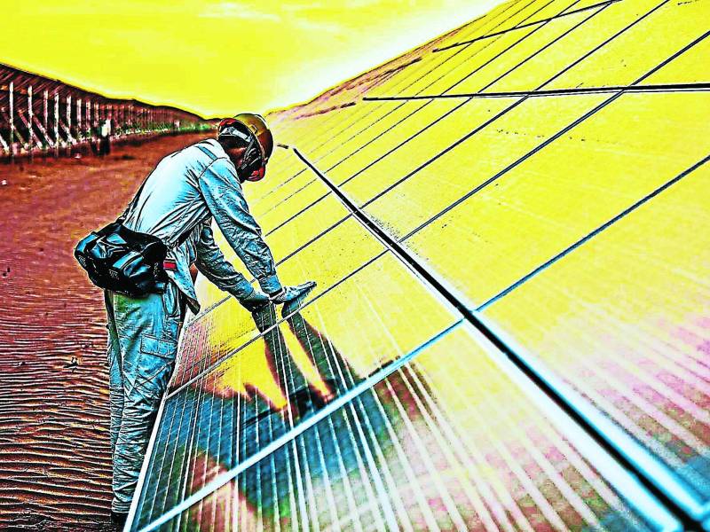 En Honduras se desaprovecha la energía eólica y solar y se gasta en tiempo de verano la reserva hidroeléctrica de embalses como El Cajón, lamentó la Ahpee.