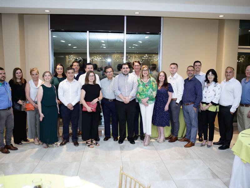 Delegación de Nueva Orleans junto a representantes de Canaturh