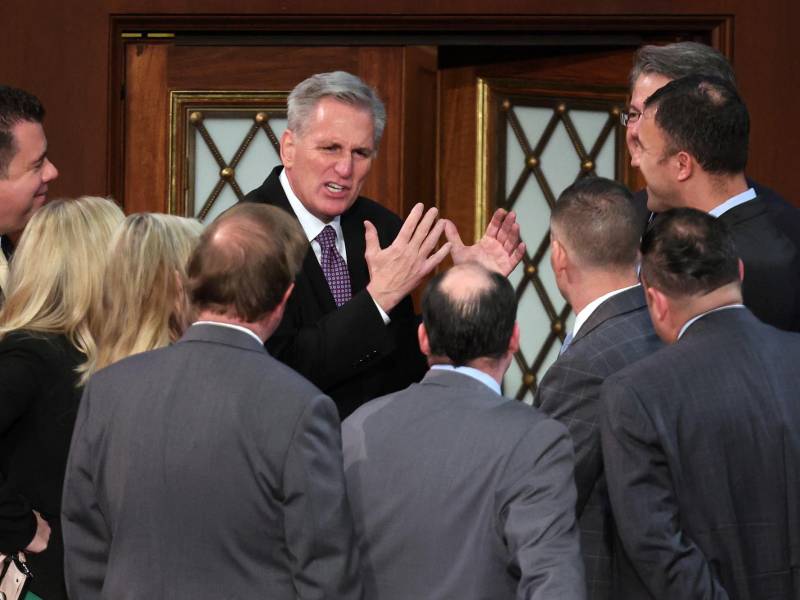 El líder republicano Kevin McCarthy no logra reunir los votos necesarios para convertirse en el presidente de la Cámara Baja tras una revuelta de un grupo leal a Trump.