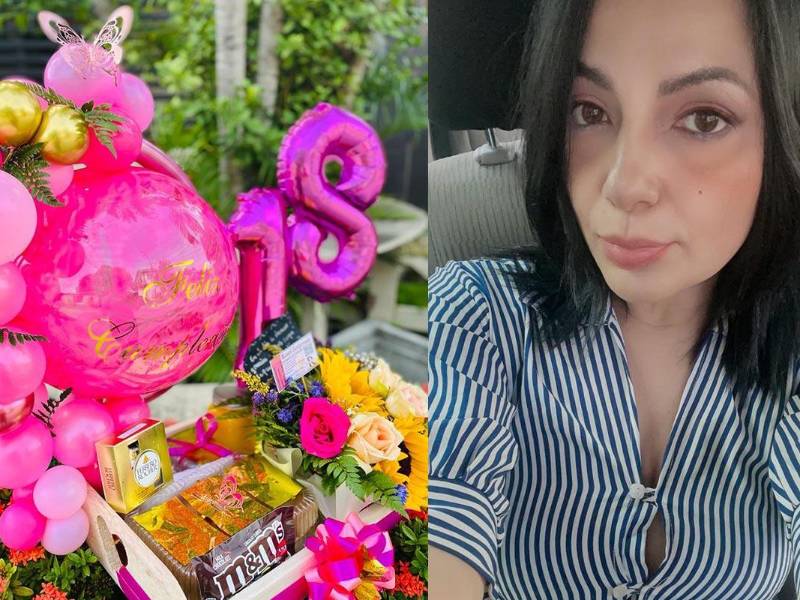 Emprendedora con su producto.