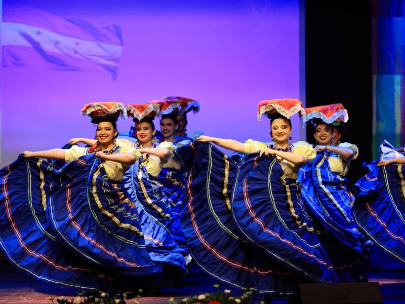 Proyección Folklórica Herederos de Cicumba fue el organizador de este espectacular evento.