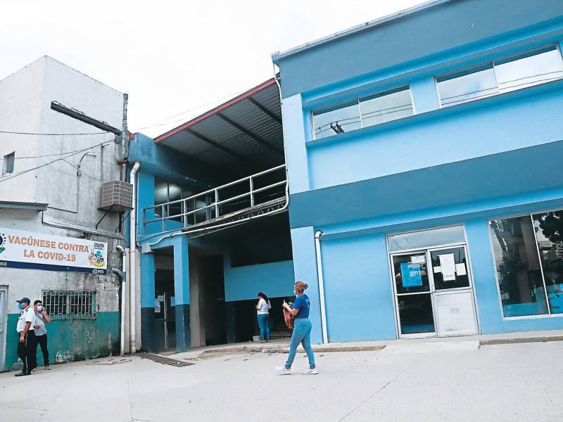 <b><span class=mln_uppercase_mln>Proceso.</span></b> Los pacientes con sintomatología covid deben presentarse al triaje IHSS para ser diagnosticados y recibir incapacidad.