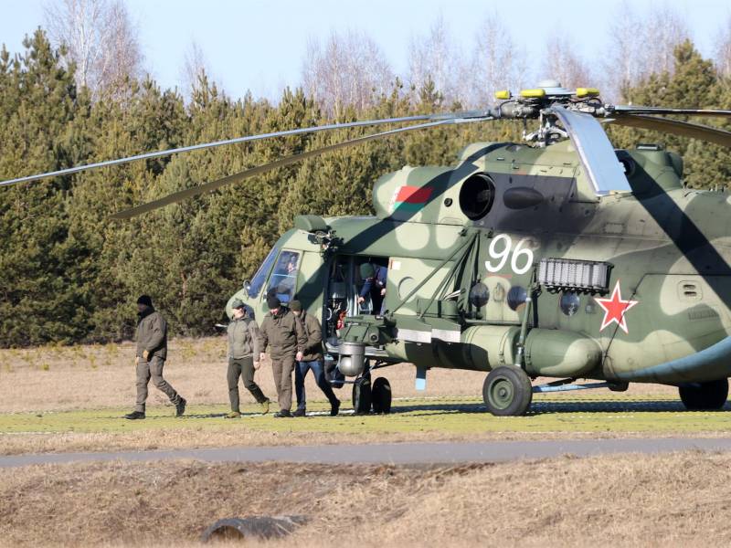 El tema clave de las conversaciones para la parte ucraniana es lograr un alto el fuego inmediato en la guerra que lanzó Rusia hace cinco días en Ucrania.