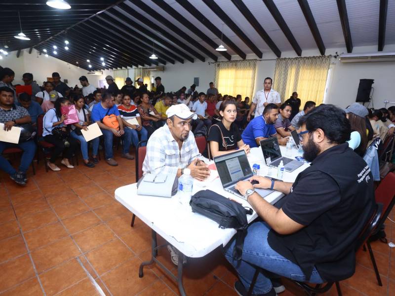 El salón de Injupemp lució abarrotado.