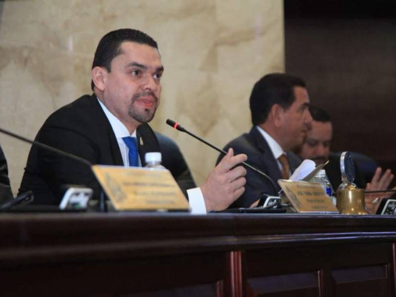 Tomás Zambrano es diputado del Partido Nacional por el departamento de Valle.