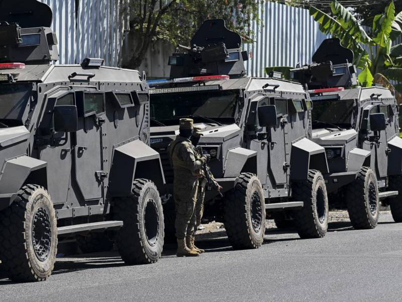 Unos 10,000 miembros de la Fuerza Armada y de la Policía Nacional Civil (PNC) fueron desplegados en el municipio populoso de Soyapango para “extraer” a pandilleros que aún no han sido capturados y continuar la “guerra contra las pandillas”.