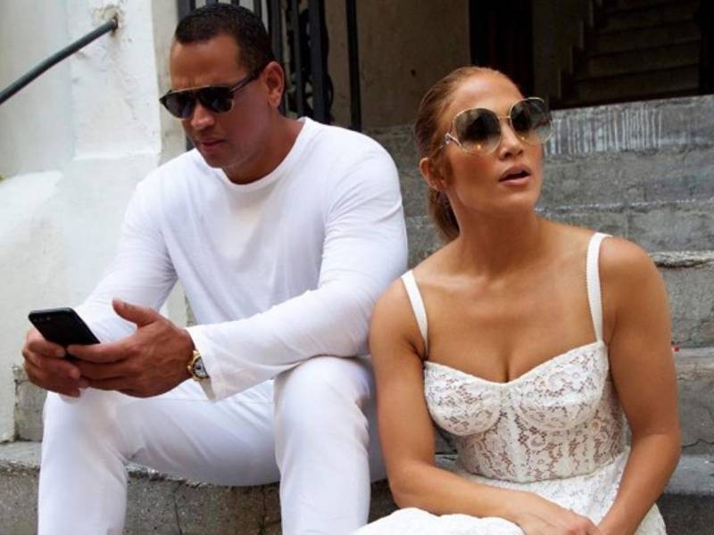 El pasado mes de abril Jennifer López y Alex Rodríguez confirmaron su ruptura por medio de un comunicado conjunto y después de haber reconocido apenas unas semanas antes que estaban atravesando una crisis que en un primer momento parecían decididos a superar.