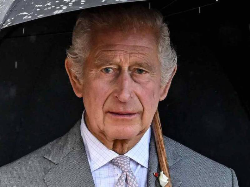 El rey Carlos III fue diagnosticado con cáncer, anunció el lunes el palacio de Bunckingham.