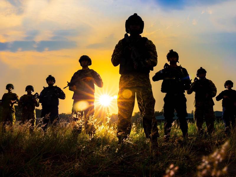 Más de 5,000 elementos del Ejército y de la Policía de El Salvador fueron desplegados este miércoles en el municipio de Nueva Concepción (norte), a 73 kilómetros de San Salvador, tras el asesinato de un agente por supuestos miembros de pandillas.