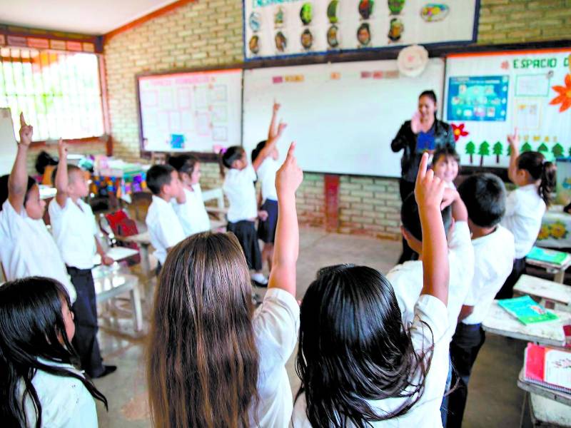 <b>Los estudiantes tienen mayores problemas en el área de matemáticas.</b>