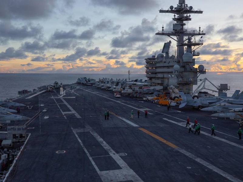 Imagen del portaaviones USS George H.W. Bush (CVN 77) difundida este jueves por el Comando Central de EE.UU.