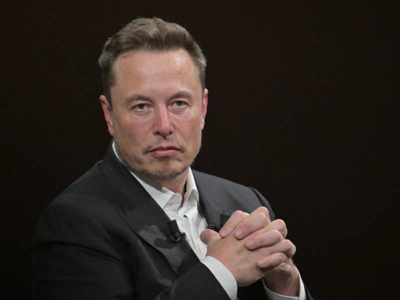 Musk vuelve al primer lugar de los hombres más ricos por el repunte de las acciones de Tesla.