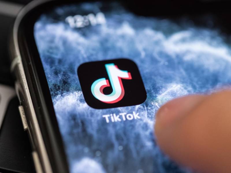 En la imagen de archivo, el logotipo de la aplicación de TikTok en un teléfono móvil.