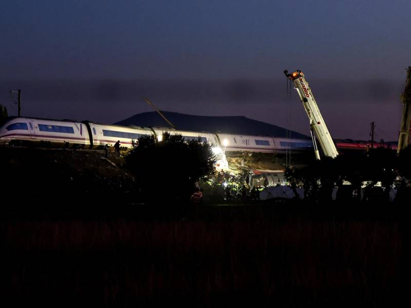 El LZB es un sistema de protección ferroviaria que permite supervisar el movimiento de los trenes y transmitir a los maquinistas las indicaciones necesarias para mantener una circulación segura.