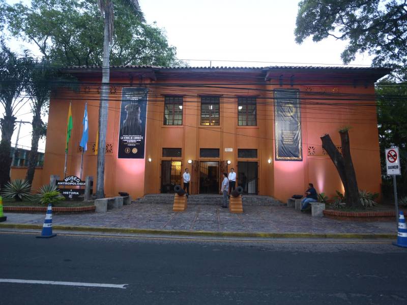 El emblemático Museo de Antropología e Historia de San Pedro Sula invita a toda la ciudadanía a ser parte de una exhibición histórica a partir del lunes 26 de agosto. Se trata de la pieza arqueológica denominada “La Venus de Curruté”, encontrada en el año 2007.