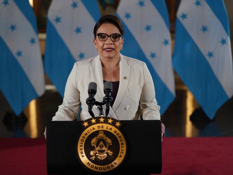 Xiomara Castro, presidenta de Honduras, durante una conferencia de prensa desde Casa Presidencial.