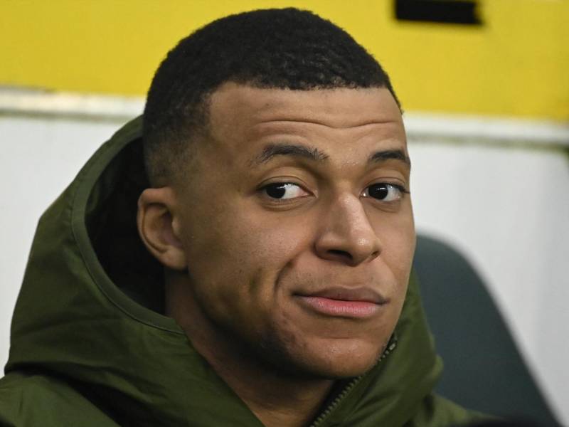Mbappé le comunicó al PSG que no renovará a final de la temporada y el Real Madrid es el principal candidato a quedarse con sus servicios.