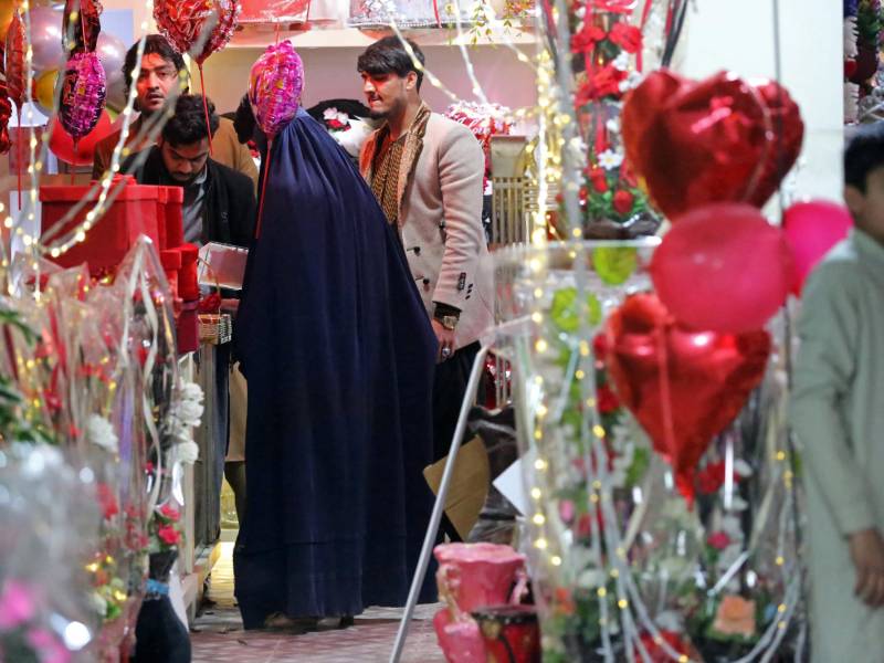 Los talibanes prohibieron a los afganos celebrar el Día de San Valentín afirmando que no forma parte de su cultura.