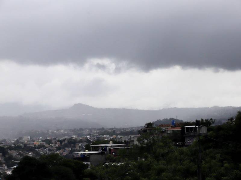 Un día nublado y lluvioso en Tegucigalpa, capital de Honduras.