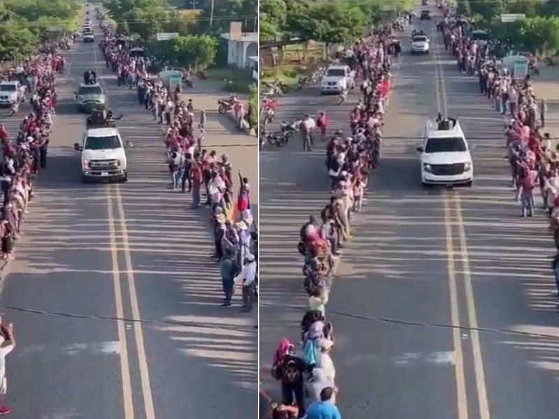 Pobladores aplauden desfile de sicarios del Cártel de Jalisco