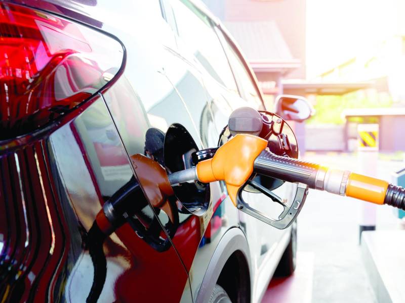 <b>En las últimas dos semanas los carburantes han registrado leves disminuciones, las que pueden continuar en noviembre.</b>